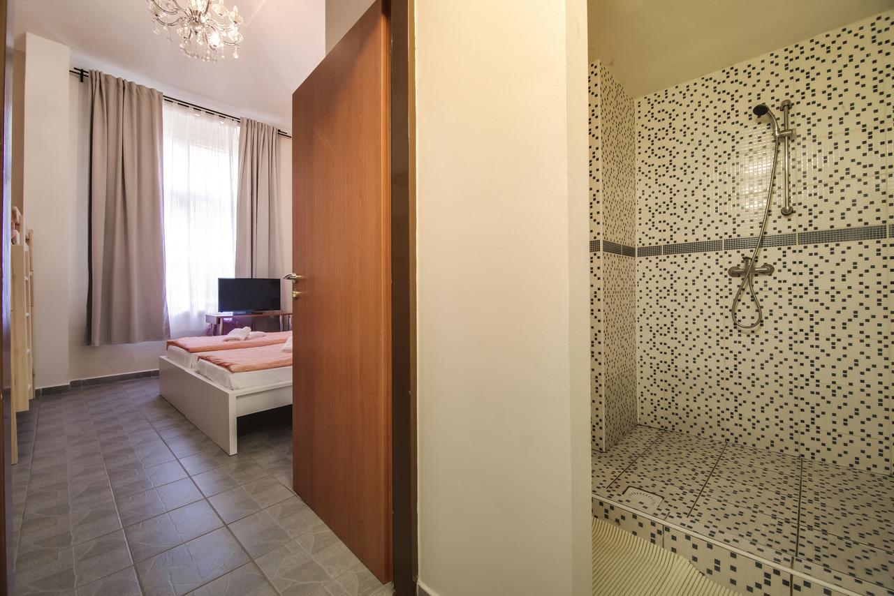 Aparthotel Zarra Praha Rom bilde