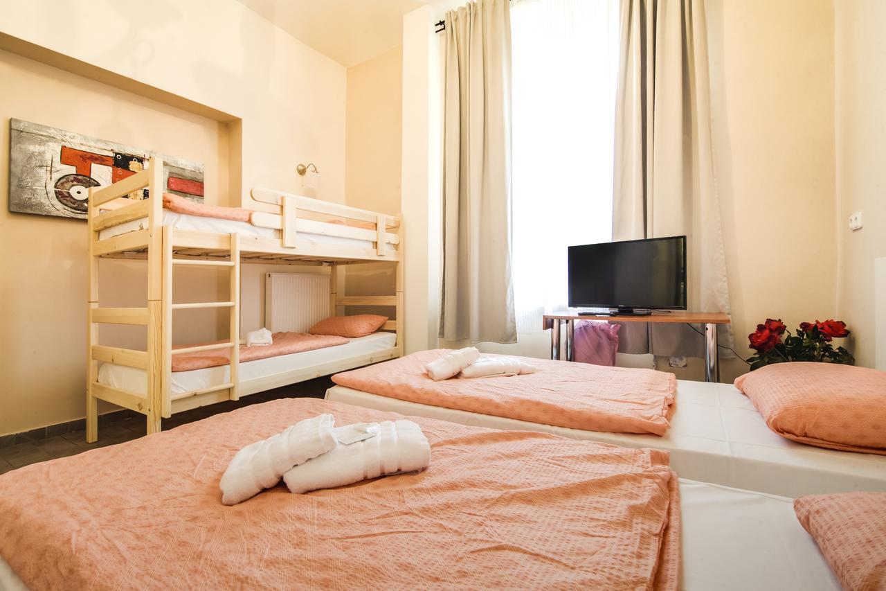 Aparthotel Zarra Praha Eksteriør bilde